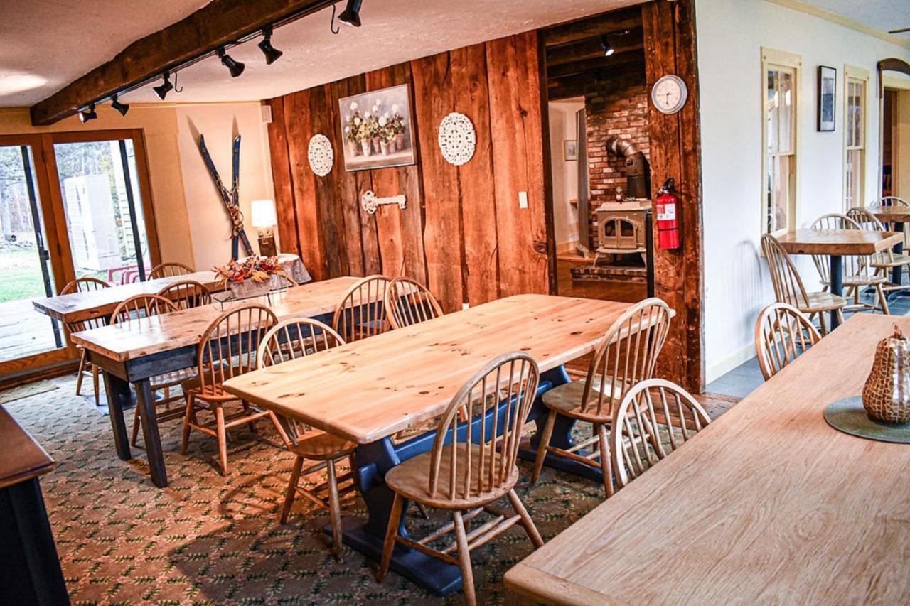 Brook Road Inn Goshen Eksteriør bilde
