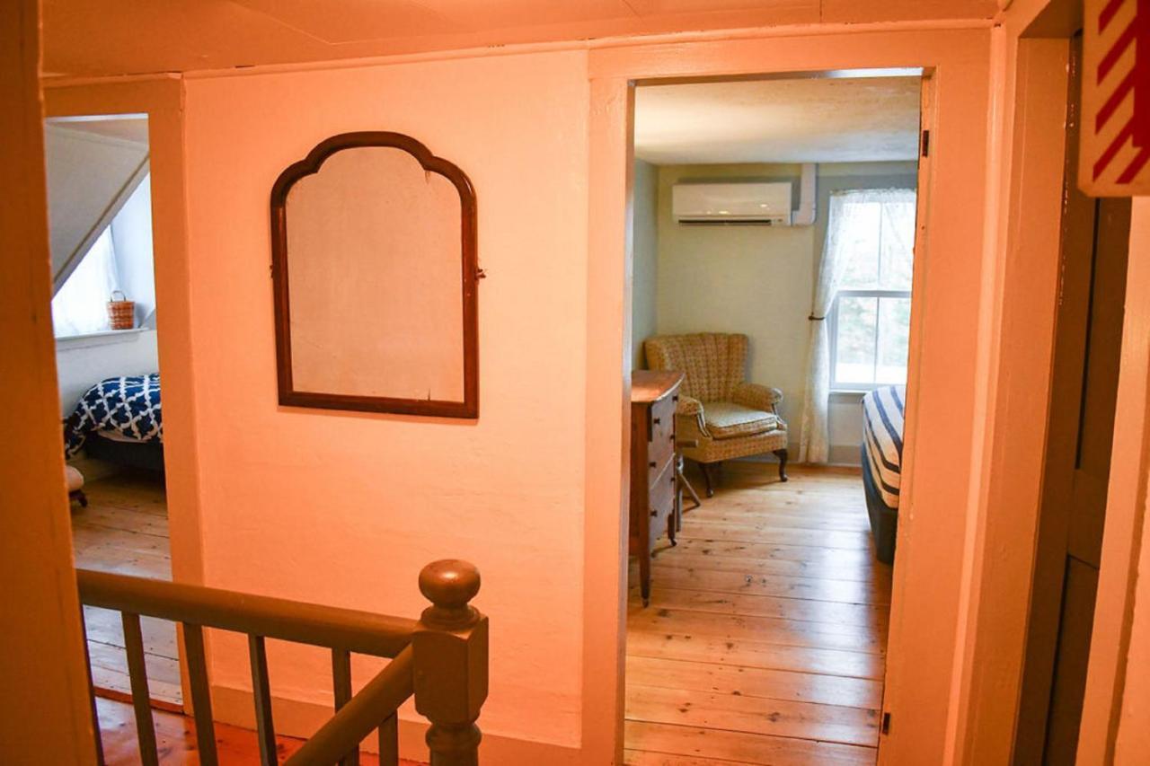 Brook Road Inn Goshen Eksteriør bilde
