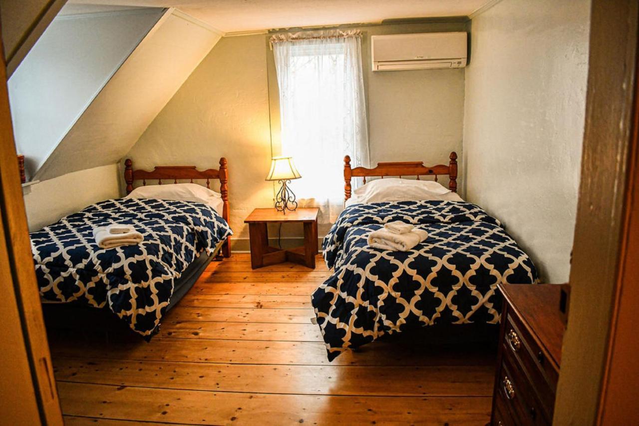 Brook Road Inn Goshen Eksteriør bilde