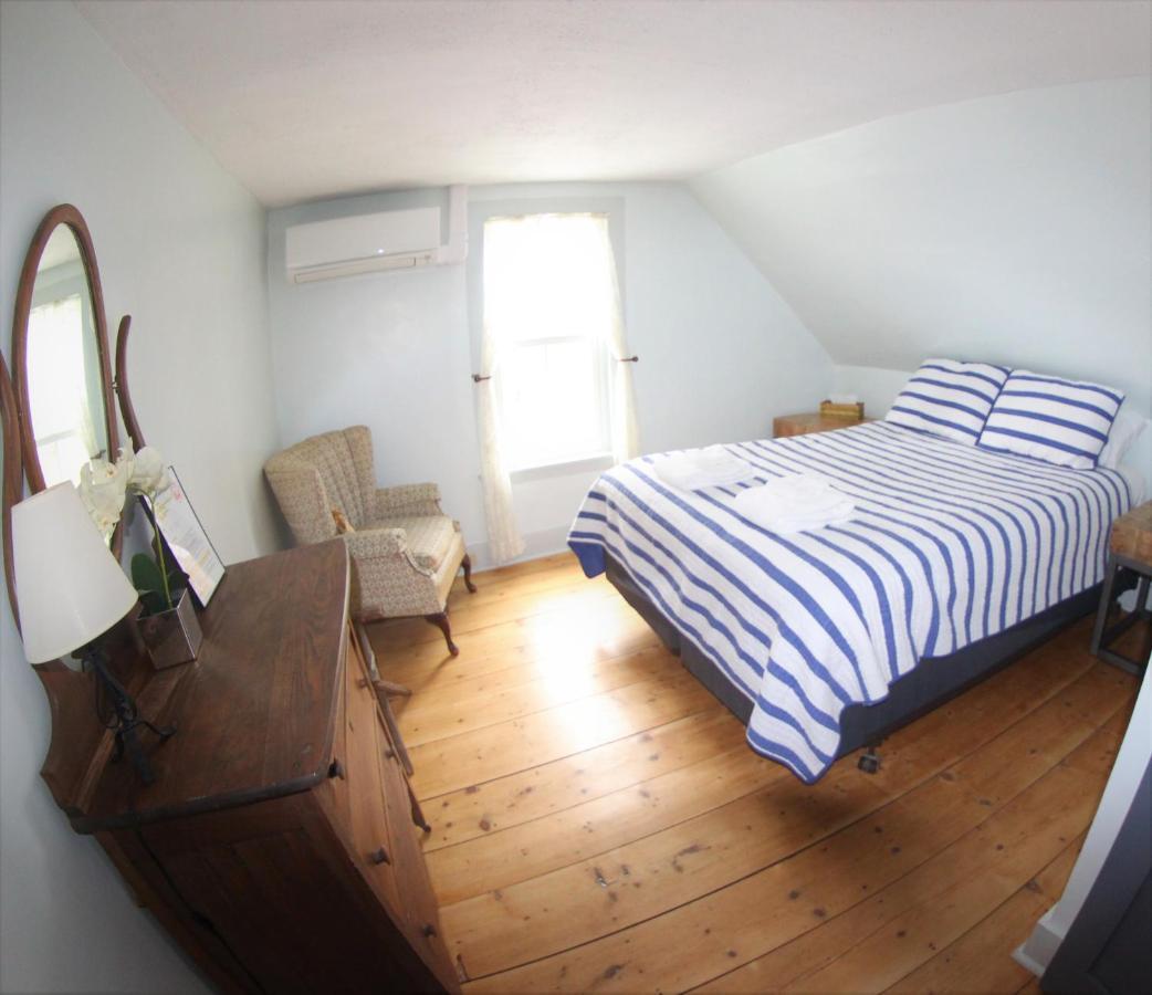 Brook Road Inn Goshen Eksteriør bilde